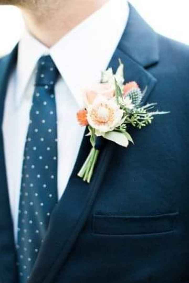 Boutonniere con el color del año Peach Fuzz - 4