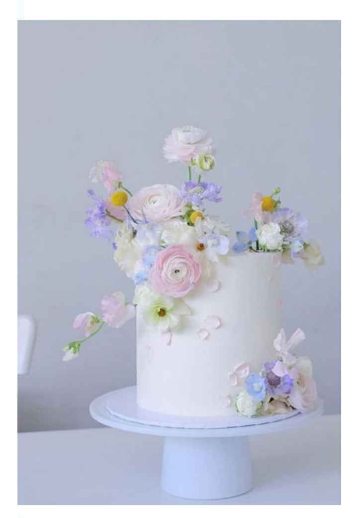 Pasteles con flores de tallo alto - 16
