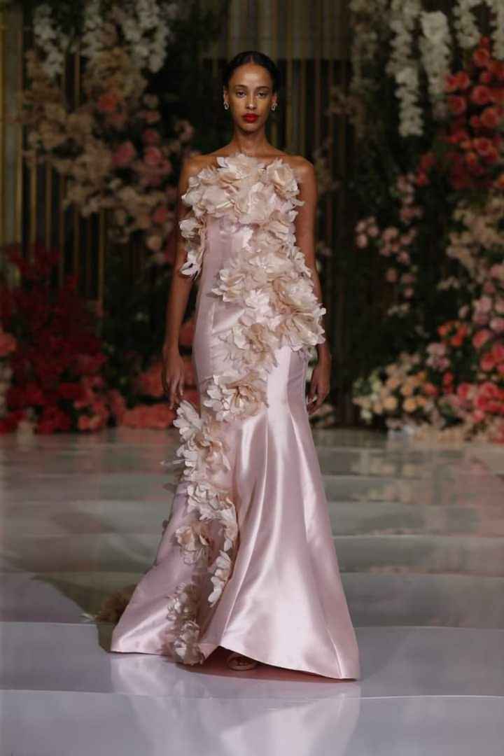 Algunos vestidos de la colección otoño-invierno 2024 Ese Azenabor - 3