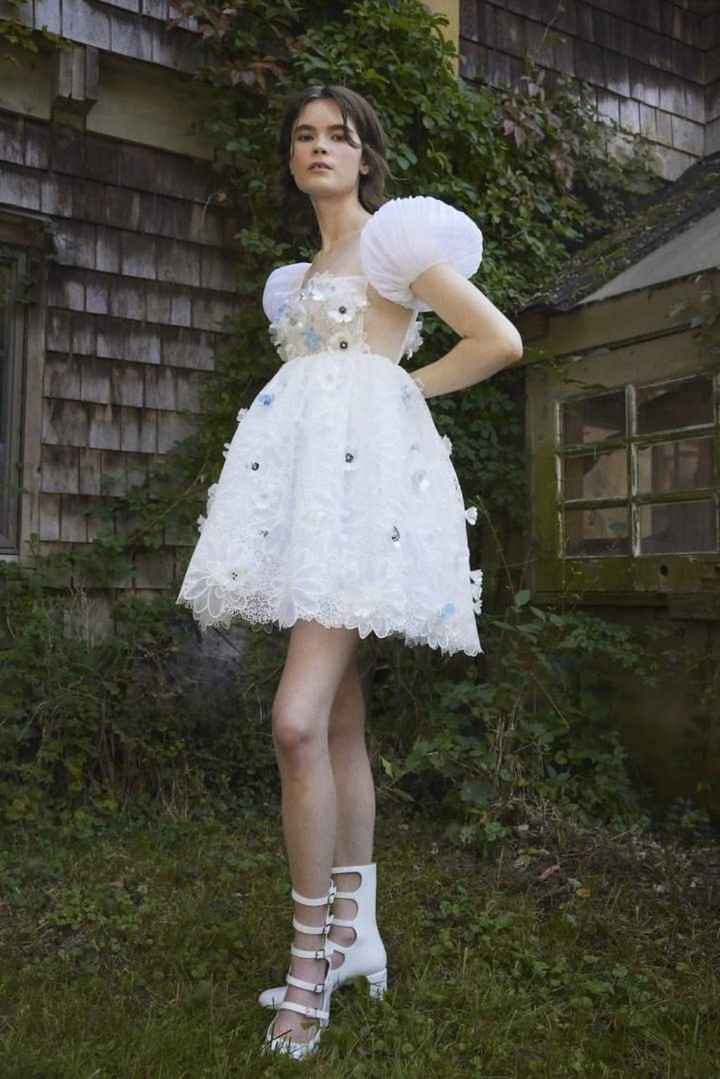 Algunos vestidos de la colección otoño-invierno 2024 Honor - 1