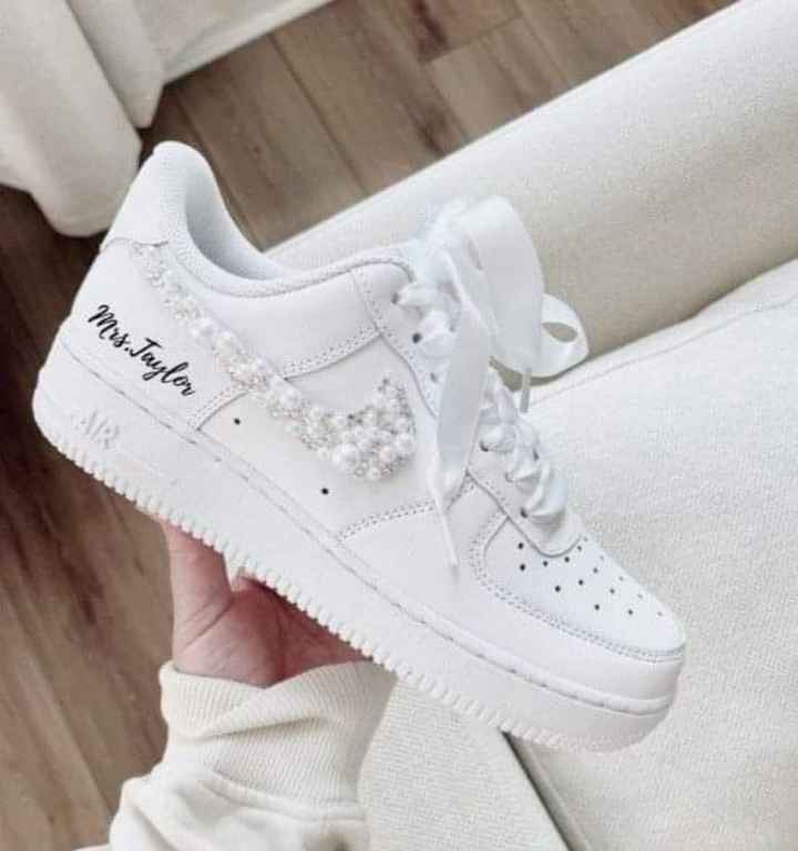 Personaliza tus sneakers - 1