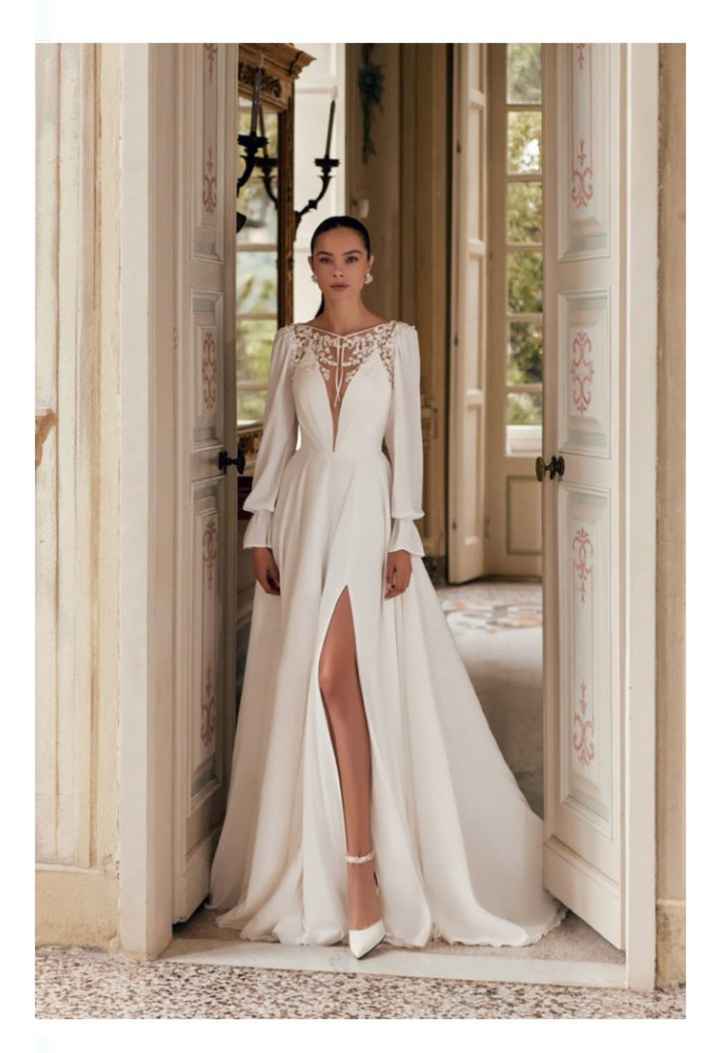 Vestidos colección otoño-invierno 2024 Happily Ever After by Katy Corso - 18