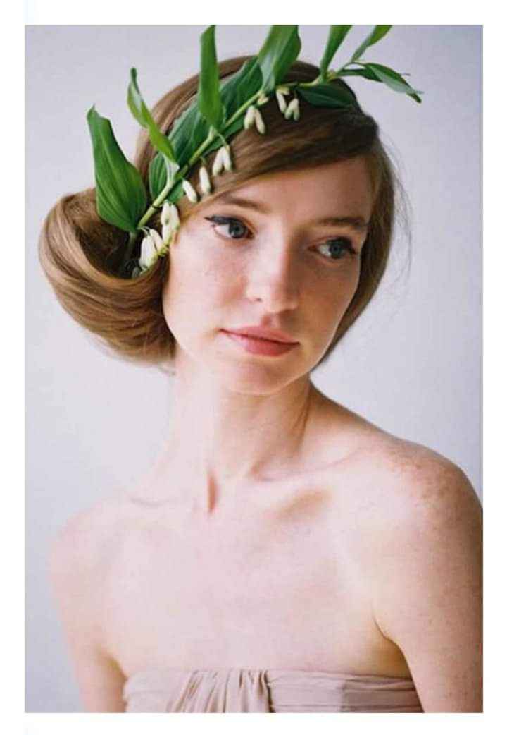 Peinados con flores naturales 🌺🌹🌸🌷🌻 - 15
