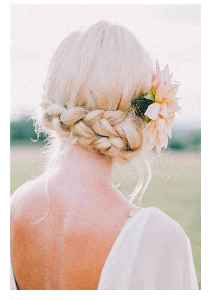 Peinados con flores naturales 🌺🌹🌸🌷🌻 - 17