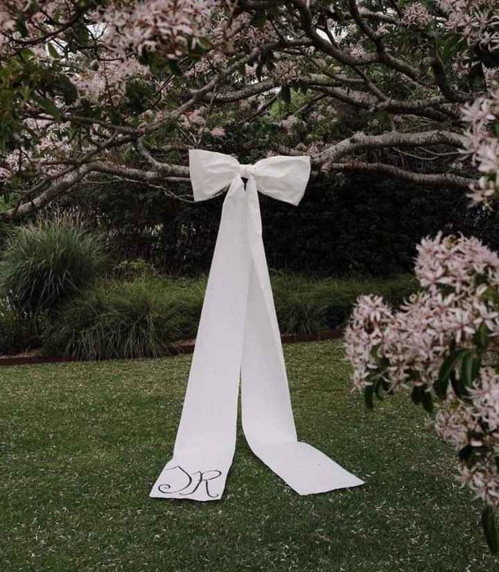 En tu boda, moños y más moños 🎀 - 1