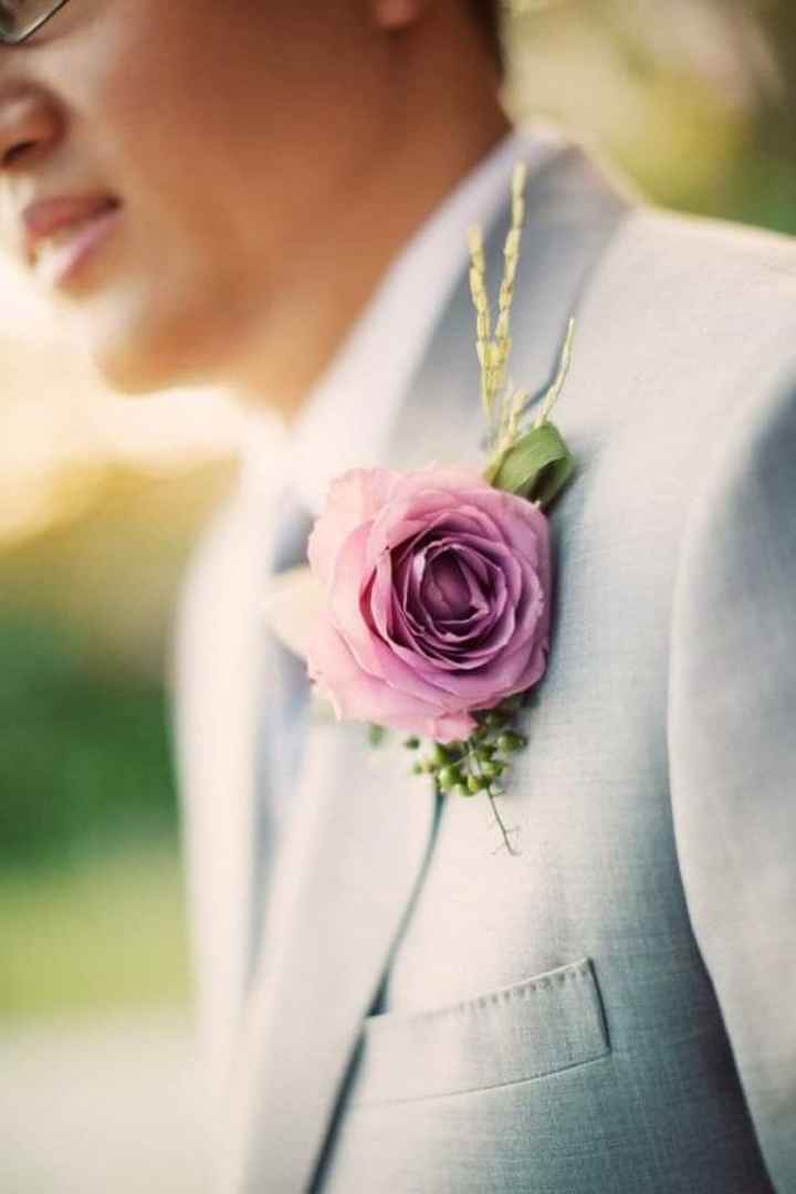 Boutonniere en color lila - 1