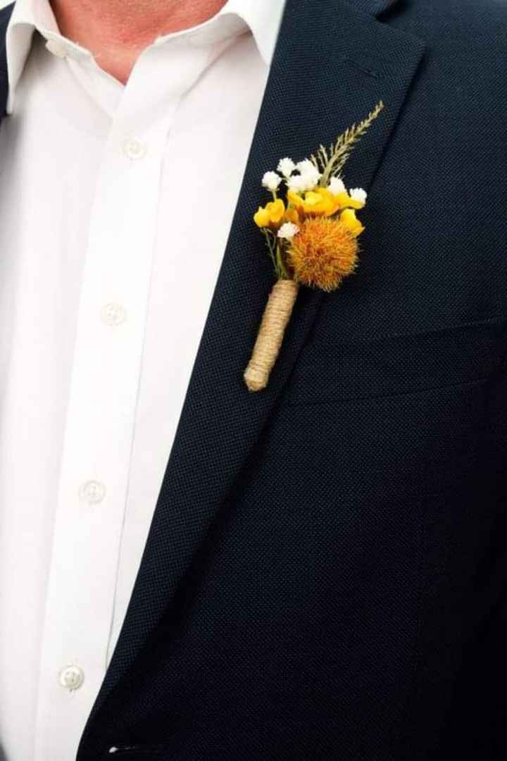 Boutonniere con acentos amarillos 💛 - 4