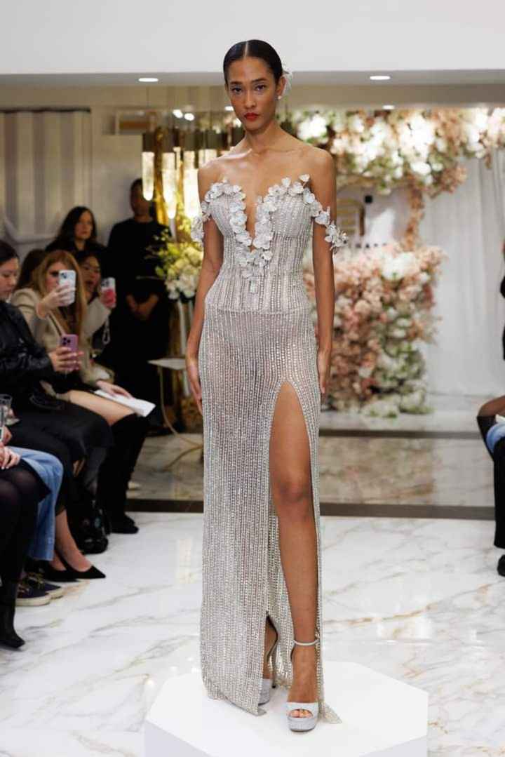 Algunos vestidos de la colección primavera -verano 2025 In Blossom by Ese Azenabor - 4
