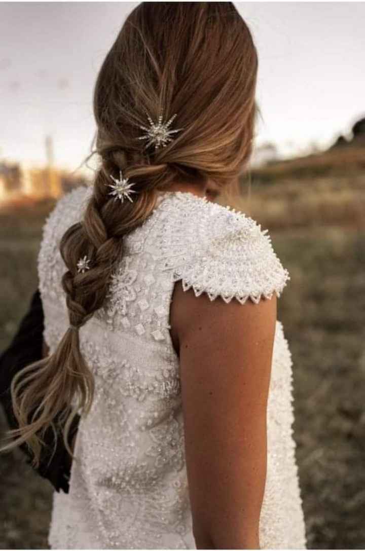 Cambia tu tocado por broches - 2