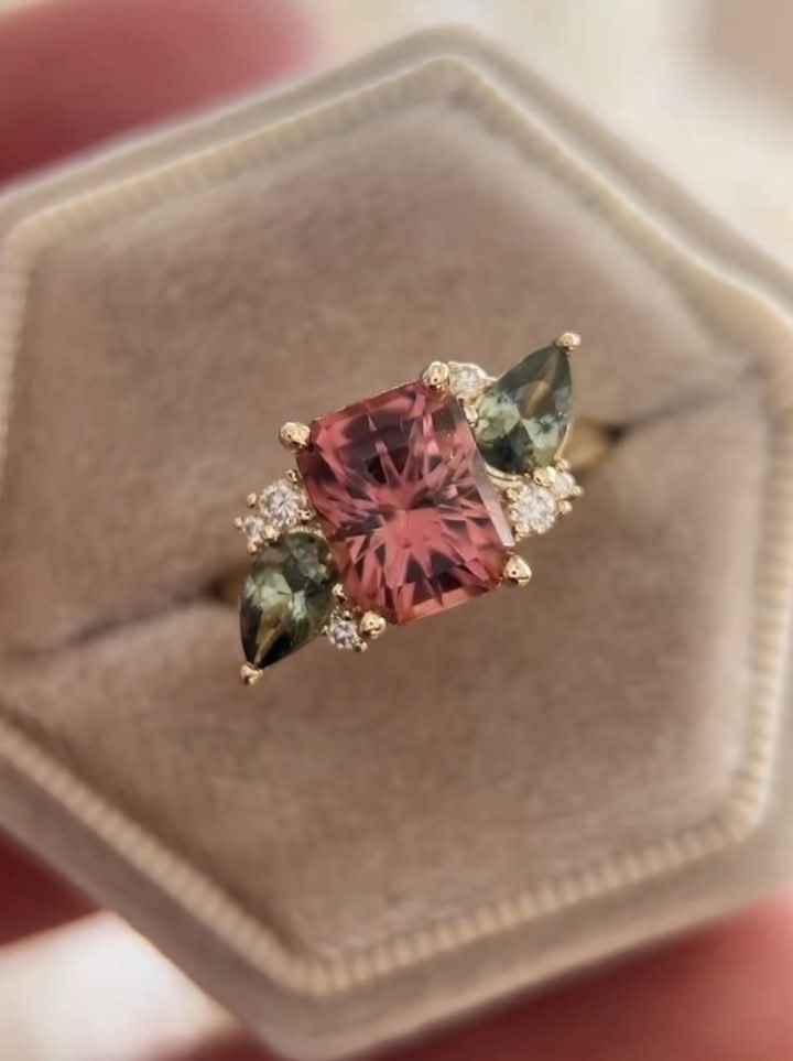 Anillos de compromiso multipiedras 💍 - 3