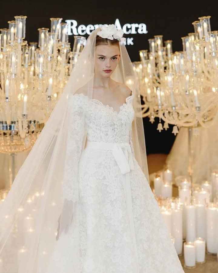 Algunos vestidos de la colección primavera 2026 by Reem Acra - 4