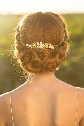 Peinados de novia con cabello recogido - 14
