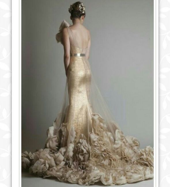 Vestidos de novia en color dorado - 3