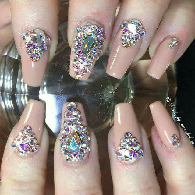 Uñas con cristales swarovsky - 4