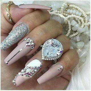 Uñas con cristales swarovsky - 9