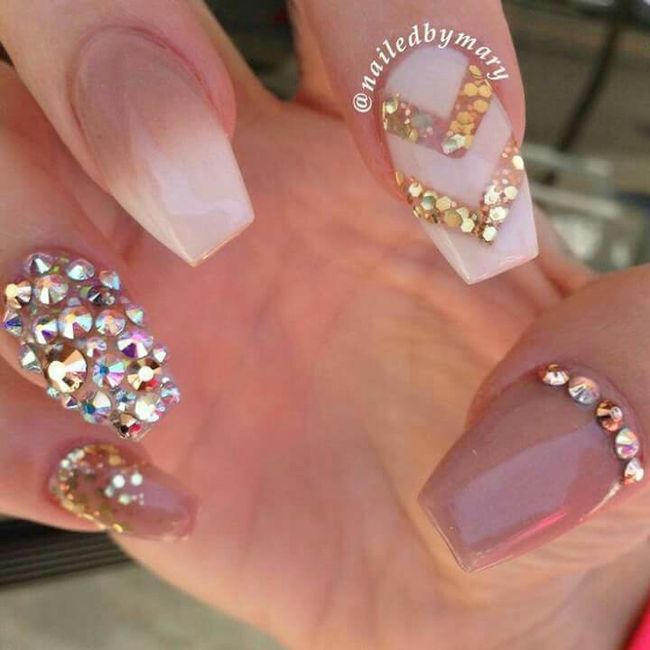 Uñas con cristales swarovsky - 13