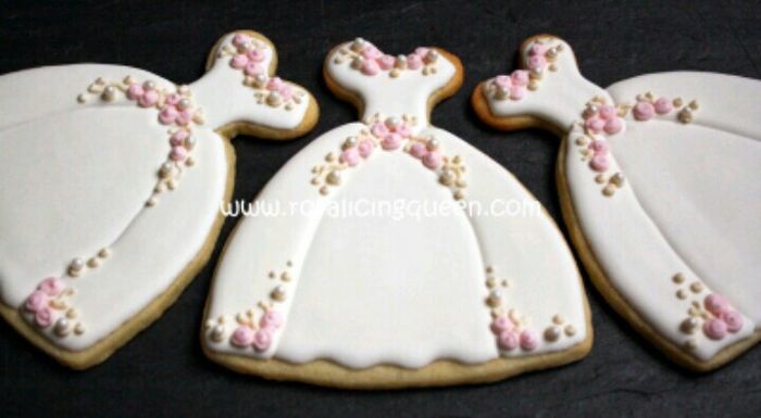 Galletas en forma de vestido de novia - 7
