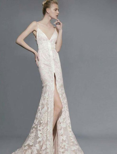 Vestidos con abertura en la pierna - 17