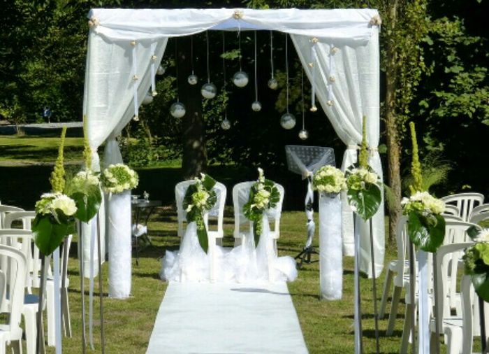 Decoración de altares con cortinas - 13