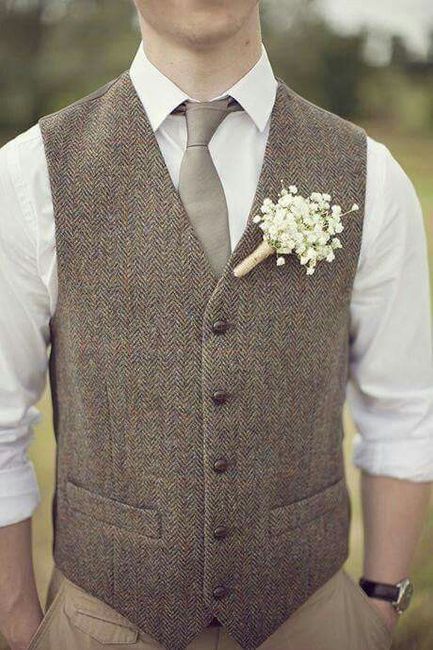 Trajes de novio en color café - 27