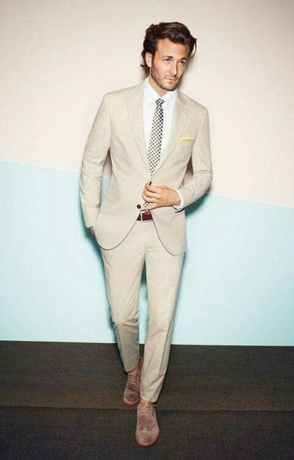 Trajes de novio en color beige - 6