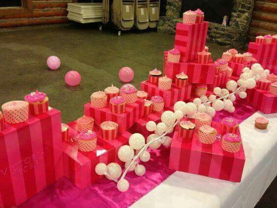 Despedida de soltera con temática Victoria's Secret 10