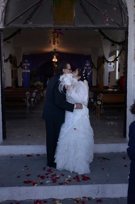 Arroz, Petalos, Confeti, Burbujas o Campanas? 18