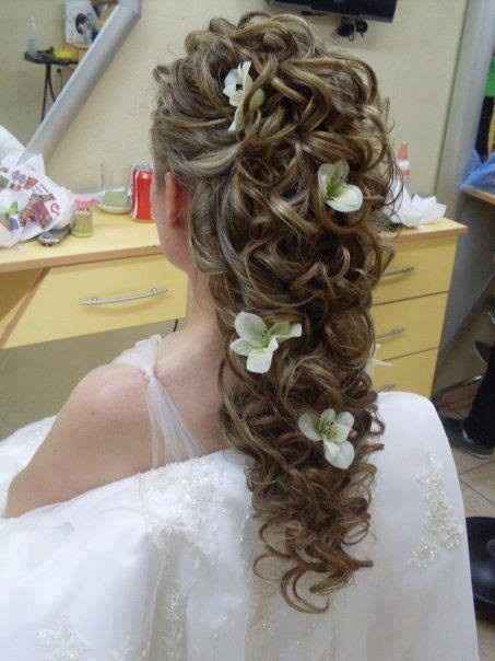 PEINADOS Y ACCESORIOS