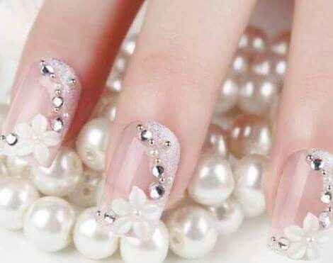 Uñas de novia ¿discretas o atrevidas? - 1