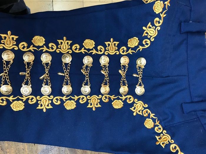 Ver traje de novio antes de la boda ? 2