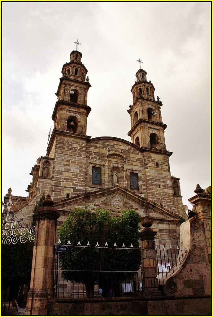Fachada del templo