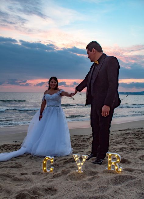 nuestro trash the dress 14