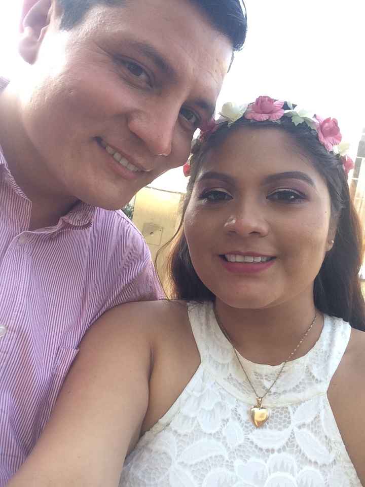 Vota: ¡La corona de flores como accesorio de moda! - 1