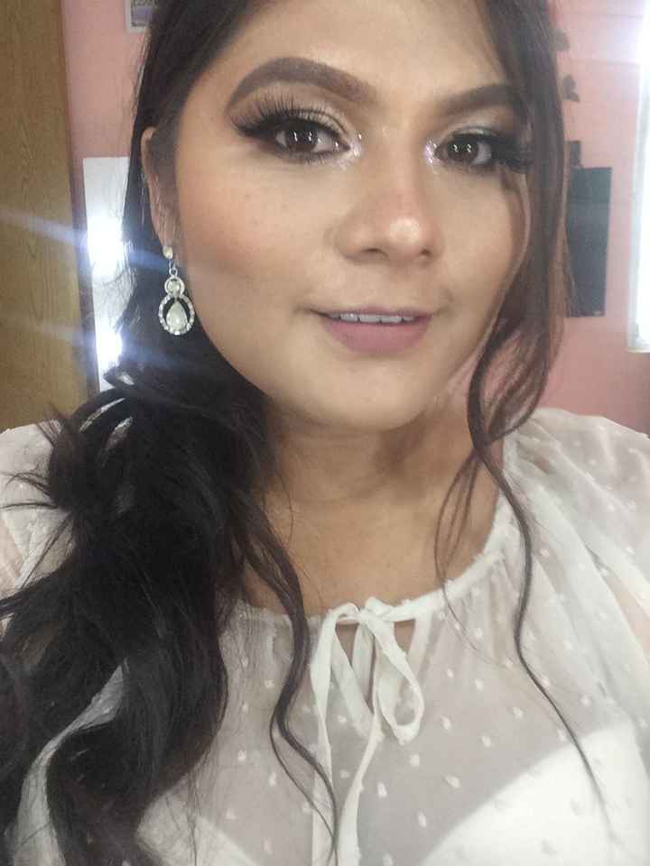 Prueba de maquillaje y peinado 1