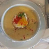Crema de elote con brunoise de pimiento