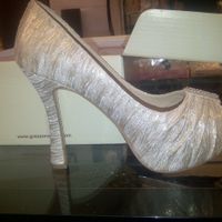 mis zapatillas de la boda religiosa!! 