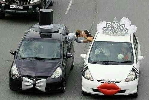 Todas van a decorar el carro? - 1