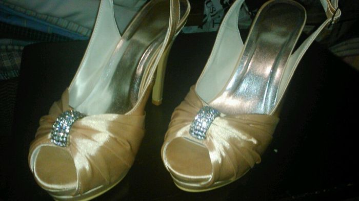 Que compras han hecho en ligthinthebox o en jjshouse? - 1