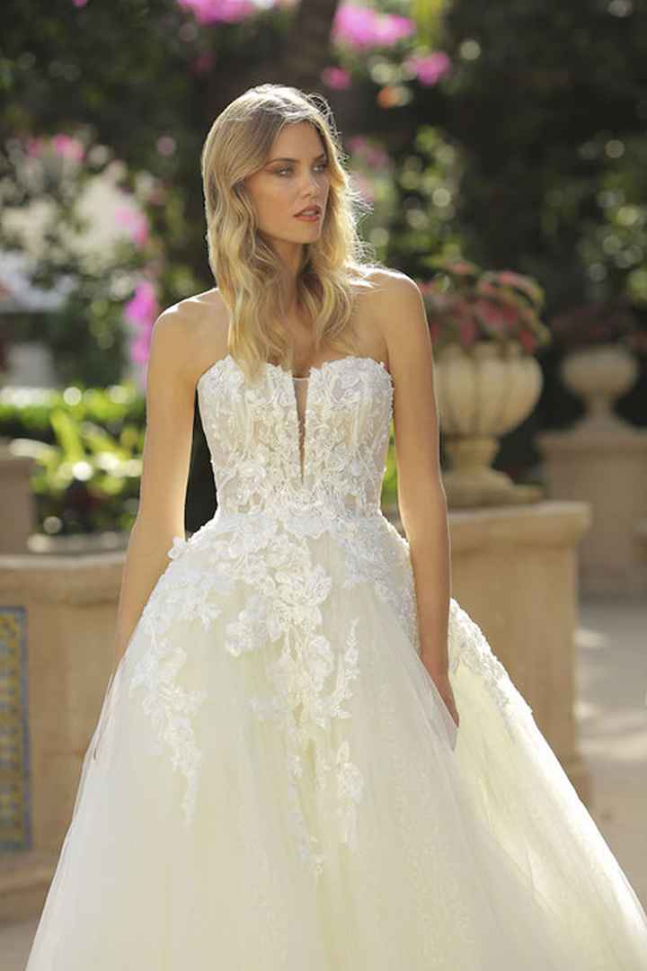 ¿Quién te acompañaría a elegir el traje/vestido? ⭐ - 1