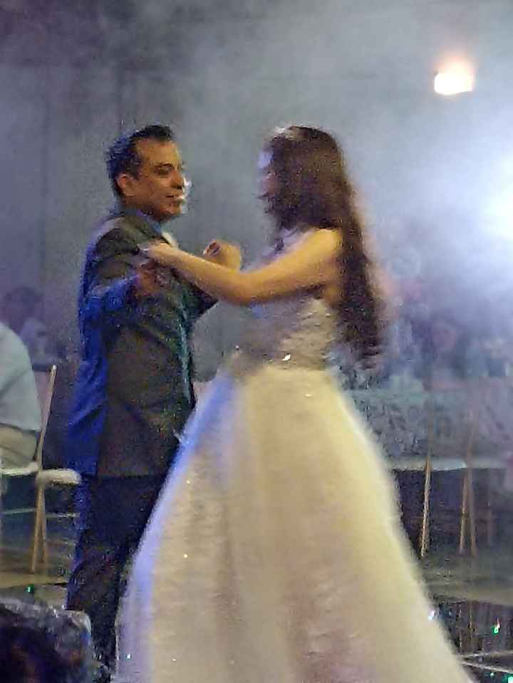 Armando tu playlist para la boda 💿🤍 - 2