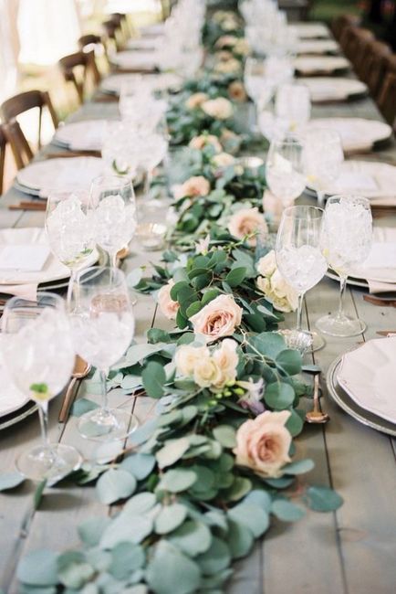 Caminos de mesa florales