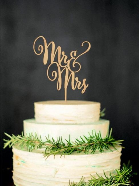 Cake topper