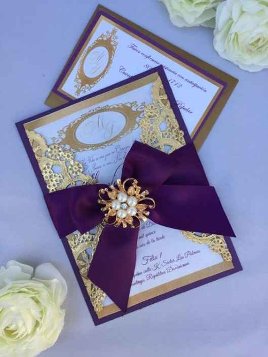 5 Invitaciones en tonos morados
