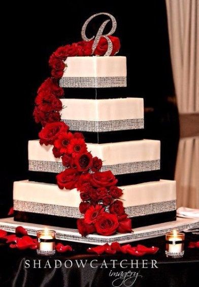 pasteles rojo y plateado