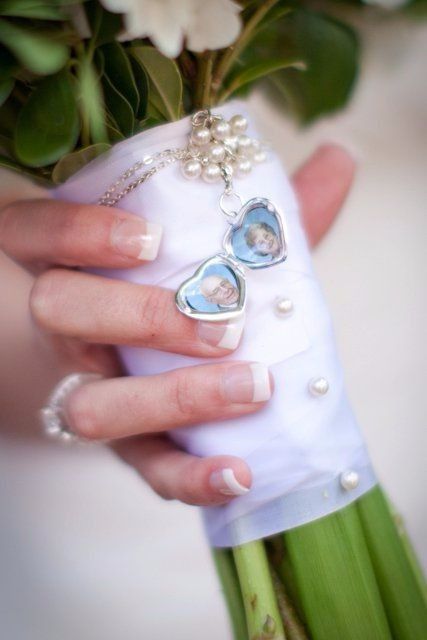 Relicarios para tu ramo 💐💕 6