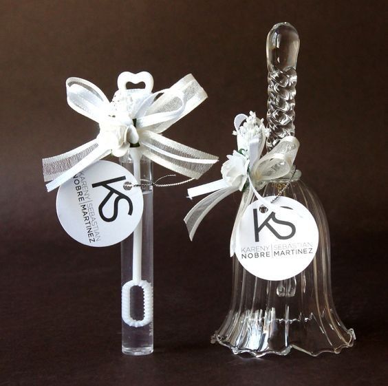 Arroz, Petalos, Confeti, Burbujas o Campanas? 8