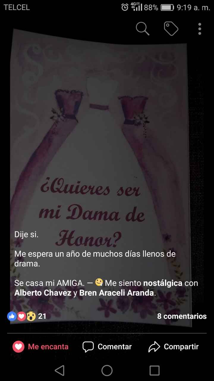 mi dama publicando en facebook jajaajaja