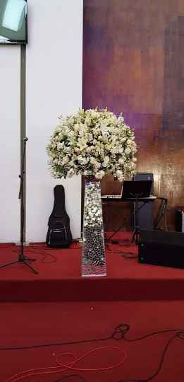 arreglos laterales del altar, seran 2