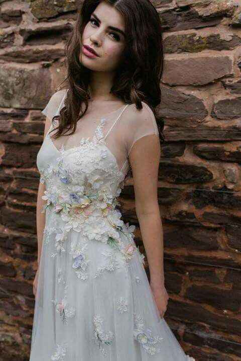 Vestidos de novia floreados - 10