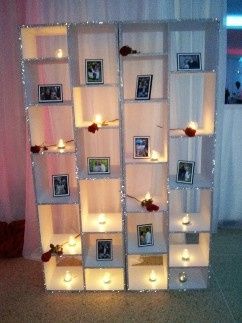 asi quiero un estante para nuestras fotos